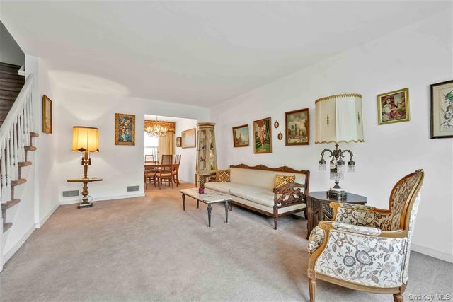 84-92 Austin Street, Kew Gardens, NY 11415