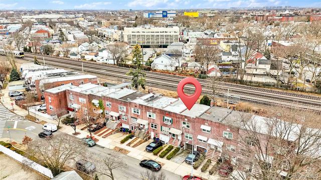 84-92 Austin Street, Kew Gardens, NY 11415