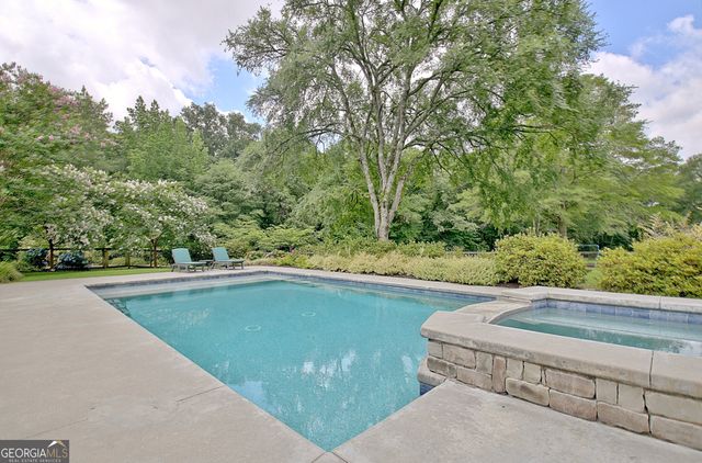 1827 Highway 92 S, Fayetteville, GA 30215
