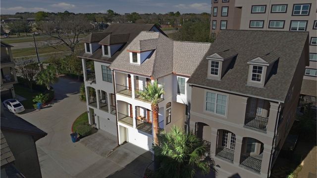 18727 Egret Oaks Lane, Webster, TX 77058