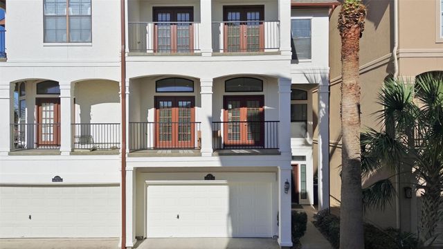 18727 Egret Oaks Lane, Webster, TX 77058