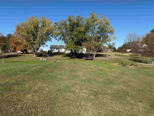 1989 W Division Road, Jasper, IN 47546