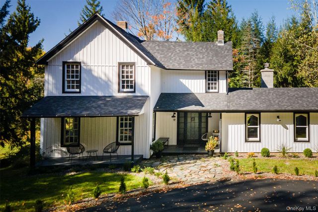 9 Clark A Road, Woodbourne, NY 12788