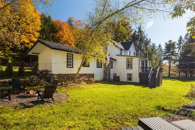 9 Clark A Road, Woodbourne, NY 12788