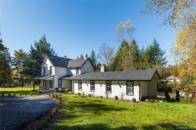 9 Clark A Road, Woodbourne, NY 12788