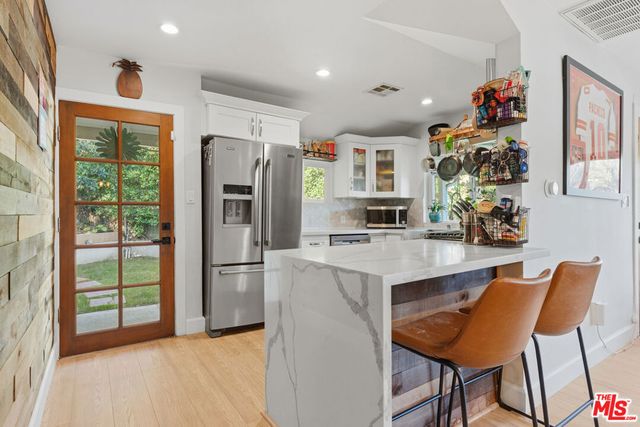 5810 Burwood Avenue, Los Angeles, CA 90042