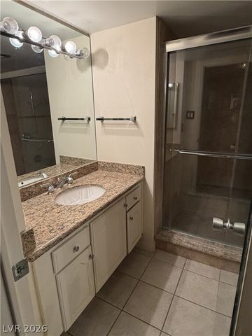 3111 Bel Air Drive 22F, Las Vegas, NV 89109