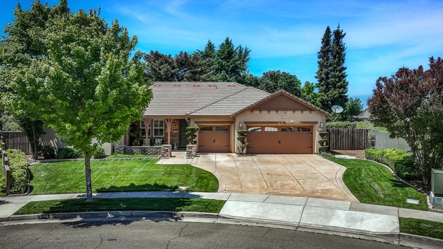 2385 Giannoni Way, Lodi, CA 95242