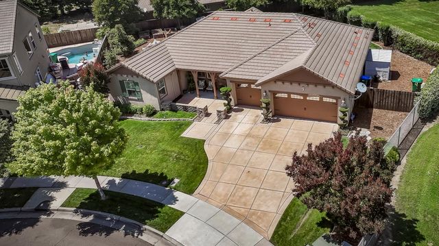 2385 Giannoni Way, Lodi, CA 95242