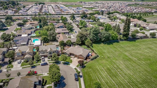 2385 Giannoni Way, Lodi, CA 95242