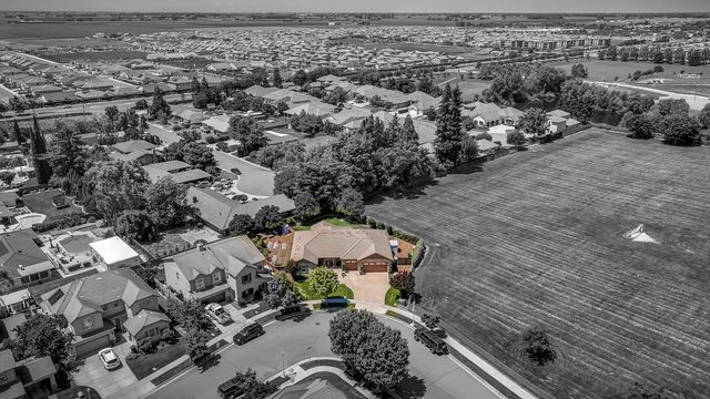 2385 Giannoni Way, Lodi, CA 95242