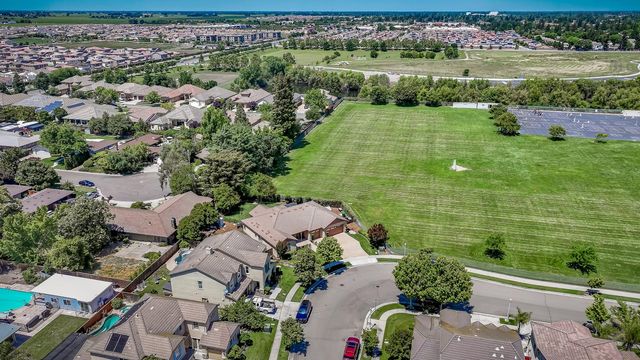 2385 Giannoni Way, Lodi, CA 95242