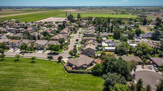 2385 Giannoni Way, Lodi, CA 95242