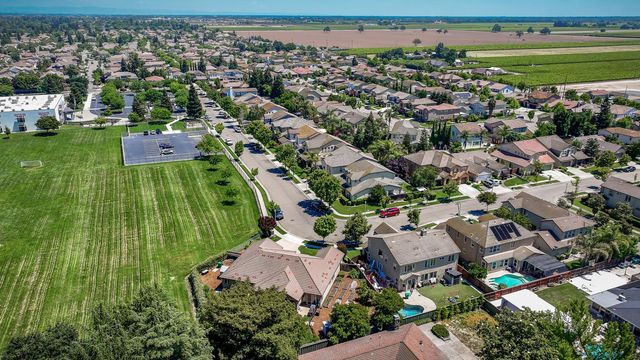 2385 Giannoni Way, Lodi, CA 95242