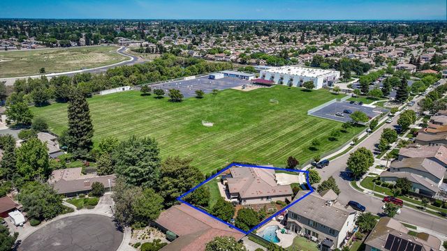 2385 Giannoni Way, Lodi, CA 95242