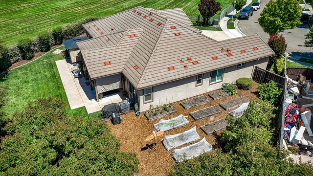 2385 Giannoni Way, Lodi, CA 95242