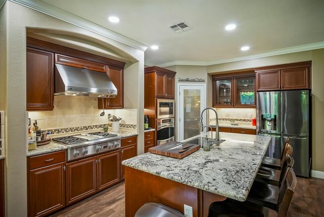 2385 Giannoni Way, Lodi, CA 95242