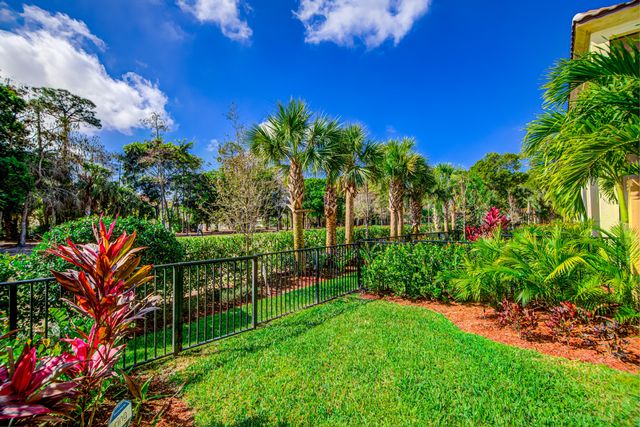 15688 Italian Cypress Way, Wellington, FL 33414