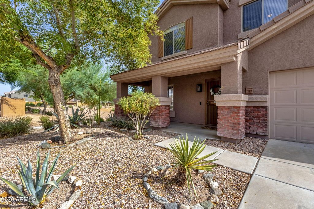 23931 W CHAMBERS Street, Buckeye, AZ 85326 — photo 2