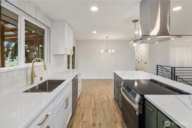 3301 192nd Street E, Tacoma, WA 98446