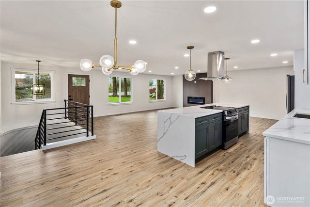 3301 192nd Street E, Tacoma, WA 98446