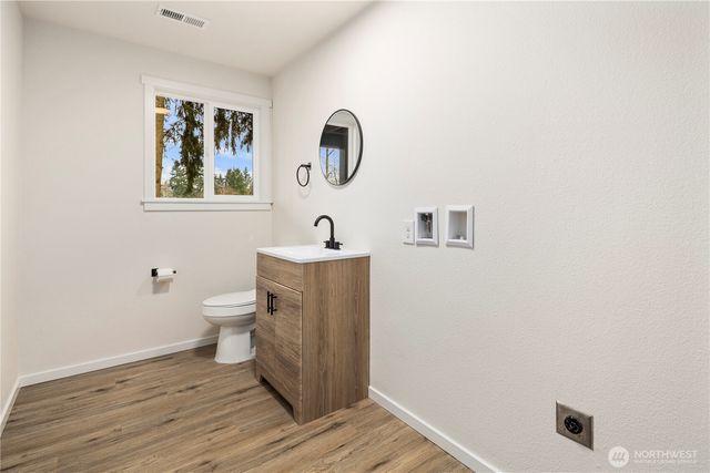 3301 192nd Street E, Tacoma, WA 98446