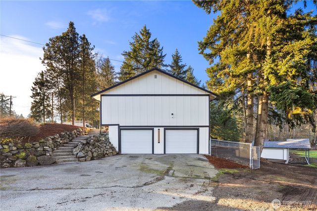 3301 192nd Street E, Tacoma, WA 98446