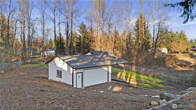 3301 192nd Street E, Tacoma, WA 98446