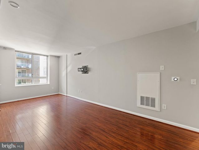 350 G ST SW #N310, Washington, DC 20024