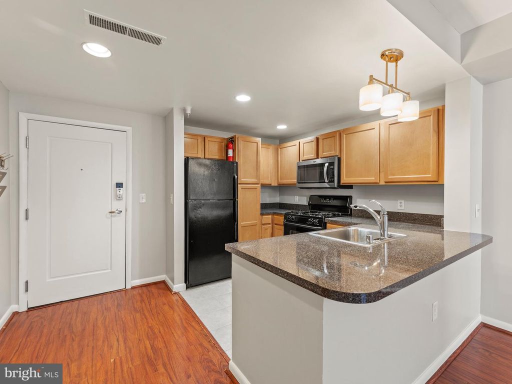 350 G ST SW #N310, Washington, DC 20024