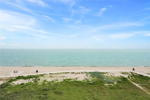 4000 Surfside Blvd 403, Corpus Christi, TX 78402