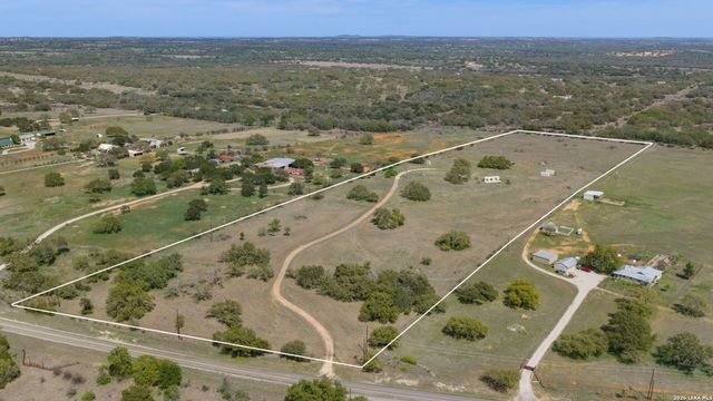 2502 Ranch Road 1323, Johnson City, TX 78636