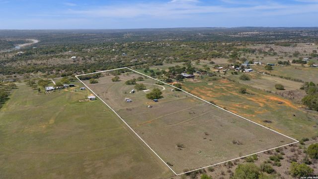 2502 Ranch Road 1323, Johnson City, TX 78636