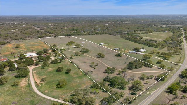 2502 Ranch Road 1323, Johnson City, TX 78636