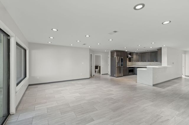 5 Country Club Road, Shalimar, FL 32579