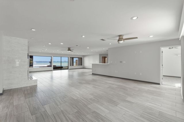 5 Country Club Road, Shalimar, FL 32579