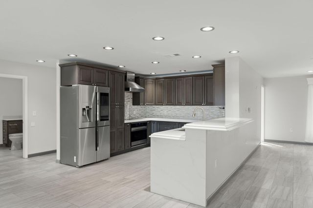 5 Country Club Road, Shalimar, FL 32579