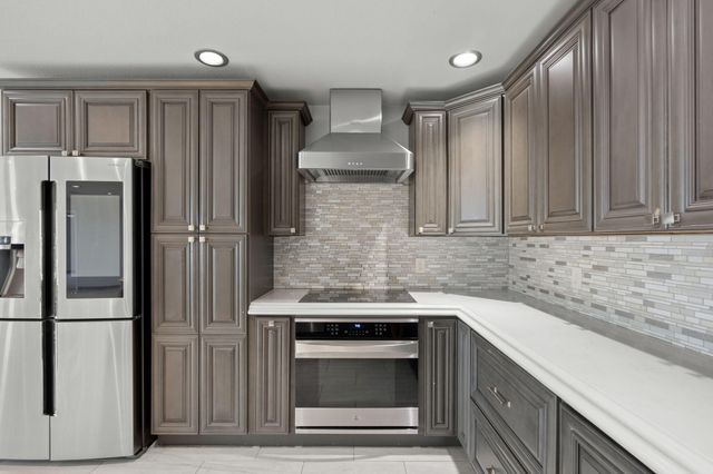 5 Country Club Road, Shalimar, FL 32579