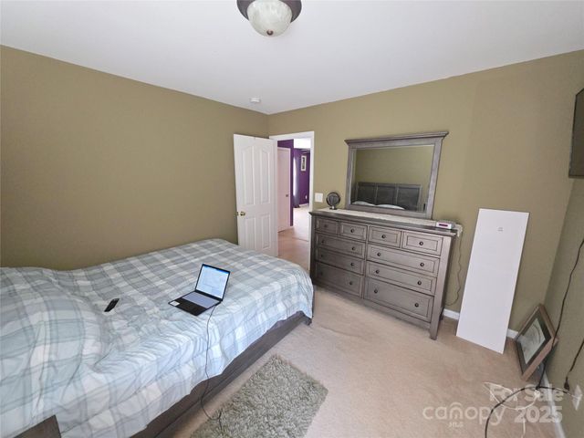 3042 Ernest Russell Court, Charlotte, NC 28269