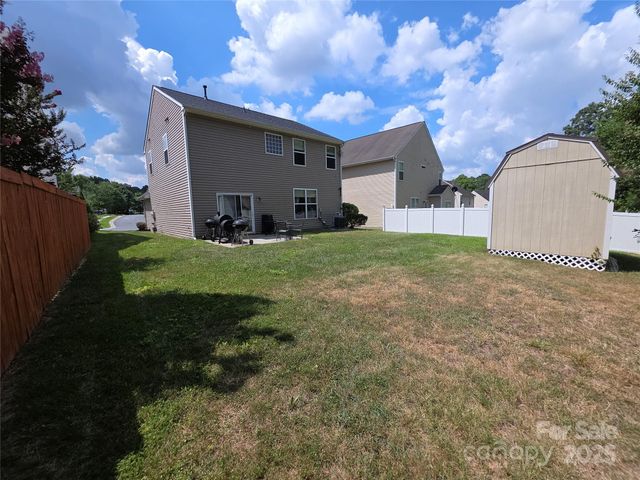 3042 Ernest Russell Court, Charlotte, NC 28269