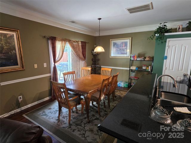 3042 Ernest Russell Court, Charlotte, NC 28269