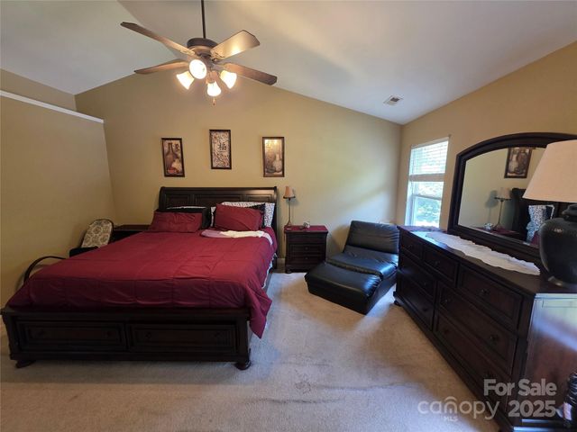 3042 Ernest Russell Court, Charlotte, NC 28269