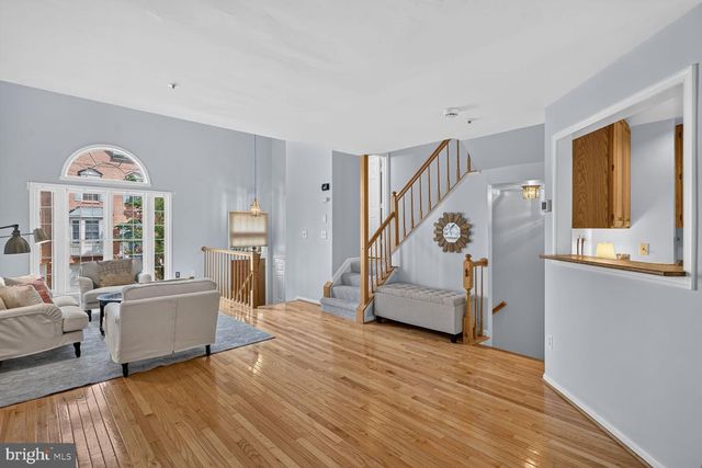 2047 WESTCHESTER DR, Silver Spring, MD 20902