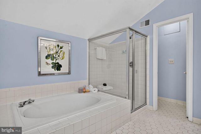2047 WESTCHESTER DR, Silver Spring, MD 20902