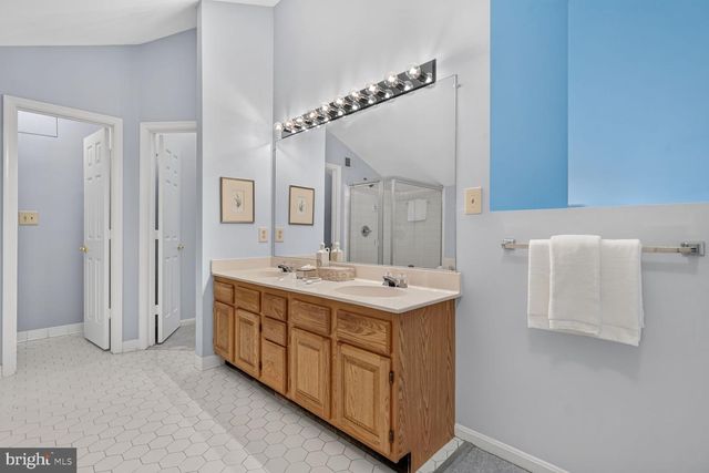 2047 WESTCHESTER DR, Silver Spring, MD 20902