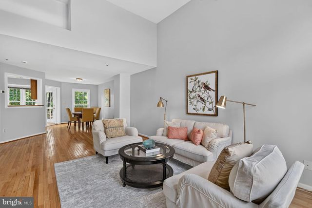 2047 WESTCHESTER DR, Silver Spring, MD 20902