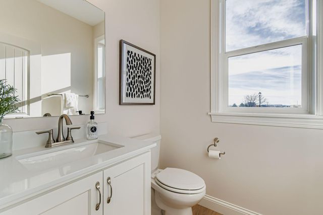 13722 Arrowhead Way, Rosemount, MN 55068