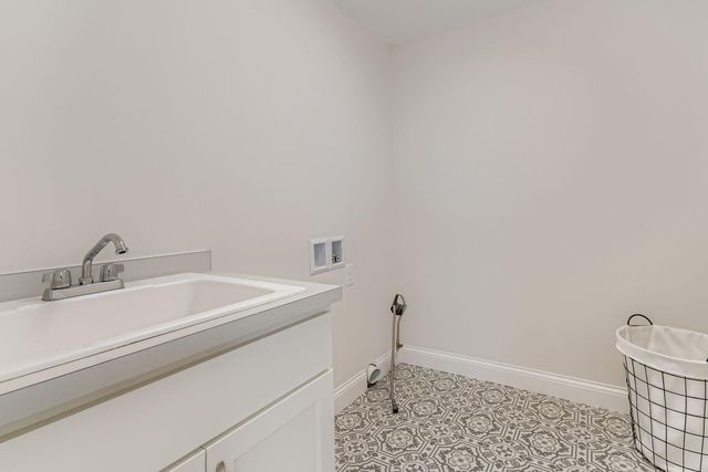 13722 Arrowhead Way, Rosemount, MN 55068