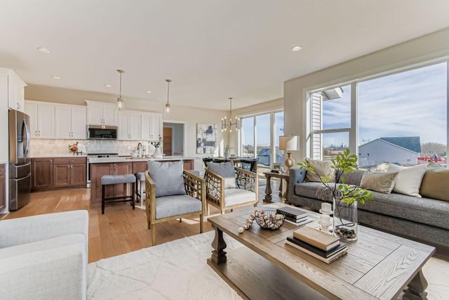 13722 Arrowhead Way, Rosemount, MN 55068