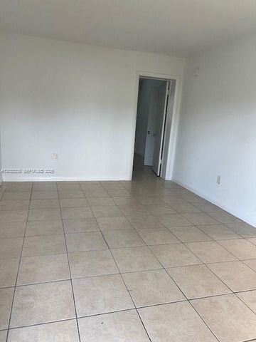 6780 SW 44th Street 2, Miami, FL 33155